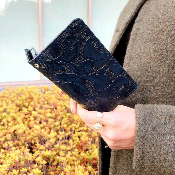 【Leo&Aoi公式ショップ】 BASIO4 KYV47 ケース かんたんスマホ2+ A201KC カバー かんたんスマホ2 A001KC 手帳型ケース 本革 アンティーク調 ローズ 型押し 手帳型 スマホケース ベイシオ4 au 携帯ケース 【安心の返品保証付き】