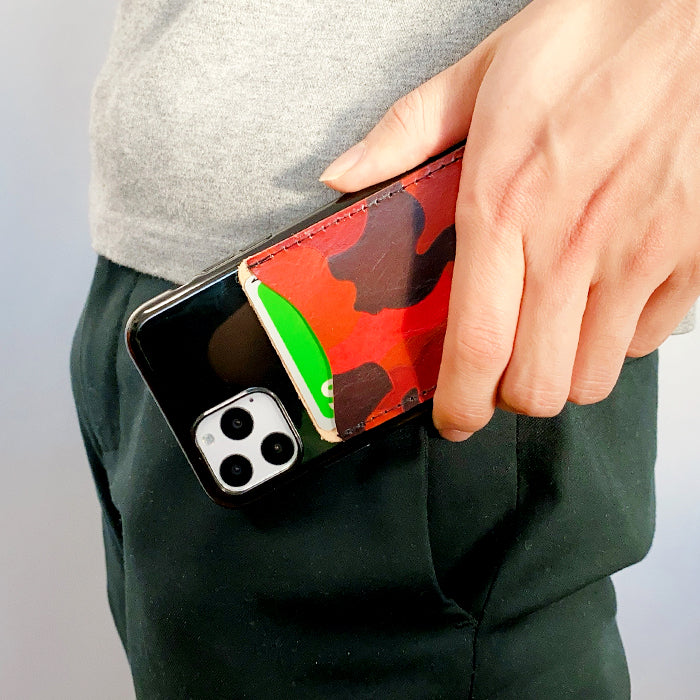 【Leo&Aoi公式ショップ】 カモフラージュ スマホ カード収納 カードケース 貼り付け 背面 薄型 カードポケット 背面収納 本革 レザー ポケット カード入れ スリム ICカード 定期入れ シール CARD POCKET 迷彩柄 【安心の返品保証付き】