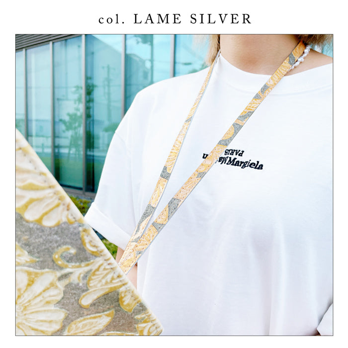 【Leo&Aoi公式ショップ】 ラメフラワー 型押し ネック ストラップ ロングストラップ 本革 ネックストラップ 首掛け 落下防止 ネックホルダー IDカードホルダー IDケース パスケース スマホ スマートフォン ナスカン 牛革 花 花柄 【安心の返品保証付き】