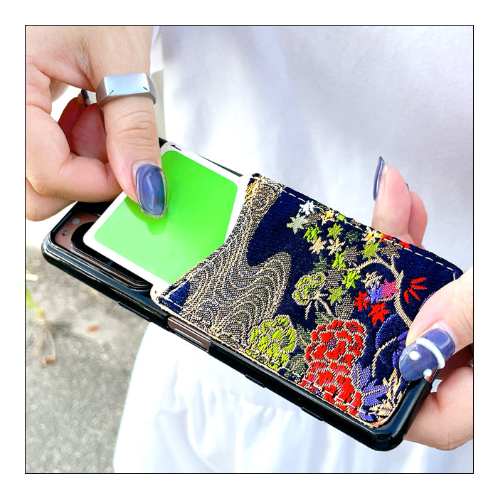 【Leo&Aoi公式ショップ】 西陣織 明 スマホ カード収納 カードケース 貼り付け 背面 薄型 カードポケット 背面収納 ポケット カード入れ スリム ICカード 定期入れ シール CARD POCKET 金襴 和柄 和 和風 レディース 女性 メンズ 男性 【安心の返品保証付き】