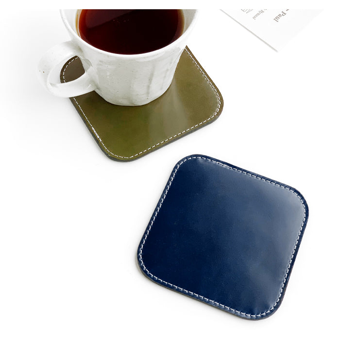 【Leo&Aoi公式ショップ】 ホースレザー コードバン コースター 4枚セット 本革 馬革 テーブルウェア カフェ おしゃれ キッチン 雑貨 食器 ハンドメイド 角丸型 革 上品 華やか お洒落 高級 無地 【安心の返品保証付き】