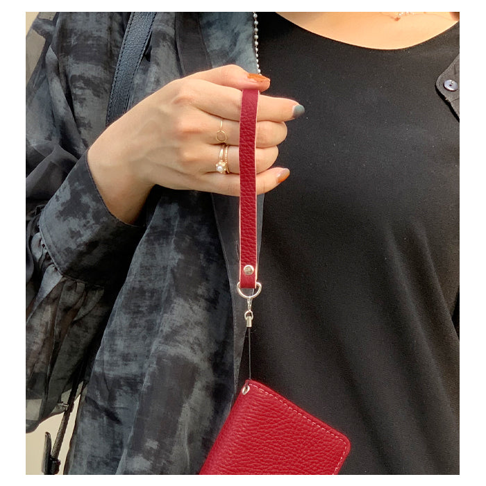 【Leo&Aoi公式ショップ】 ちょっとハイソ ストラップ 本革 マルチストラップ 携帯ストラップ レザー 携帯 スマホ キーホルダー パスケース 定期入れ リストストラップ 革 牛革 手帳型 スマホケース スマホカバー 手帳型ケース 手帳型カバー 落下防止 レディース メンズ 紐ストラップ 【安心の返品保証付き】